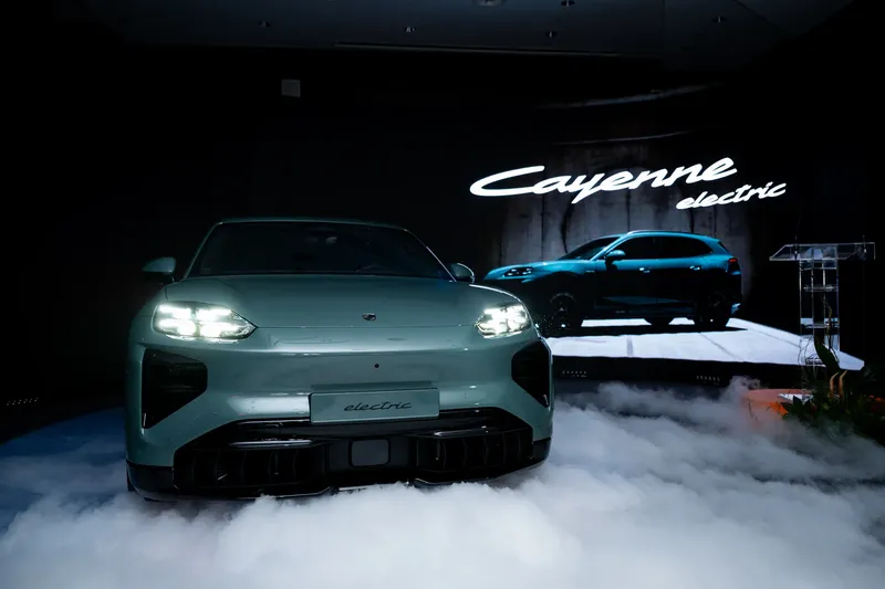 Porsche Cayenne Electric Launch 03